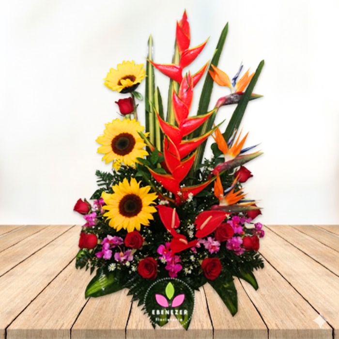 Arreglo floral tropical con rosas amarillas 2 arreglo floral tropical cali