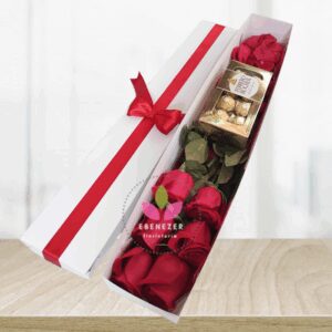 Caja de rosas x6 y chocolates ferrero