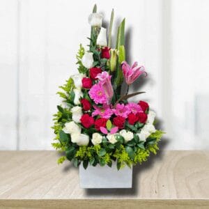 Flores en Cali, Arerglo con rosas lirios y gerberas